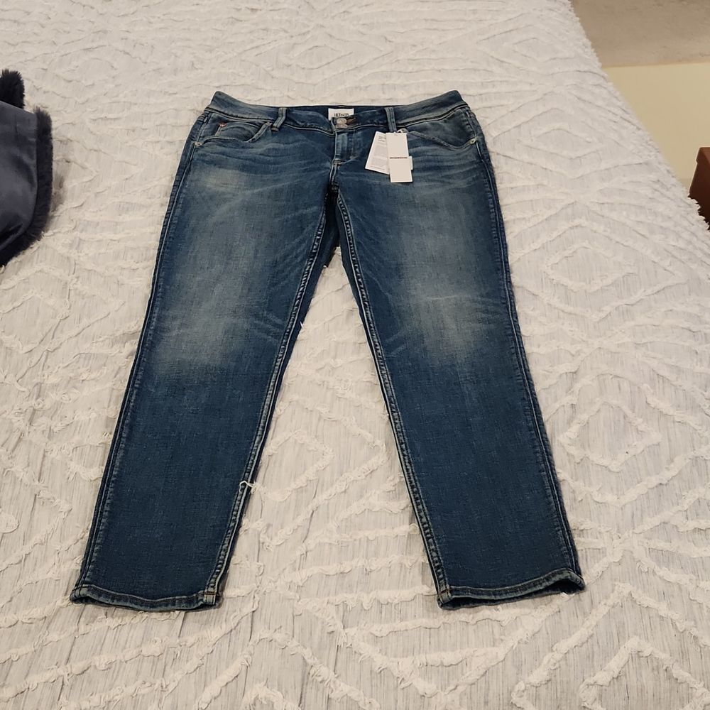 Medium wash Hudson Collin flap skinny ankle jeans size 31, new with tags!